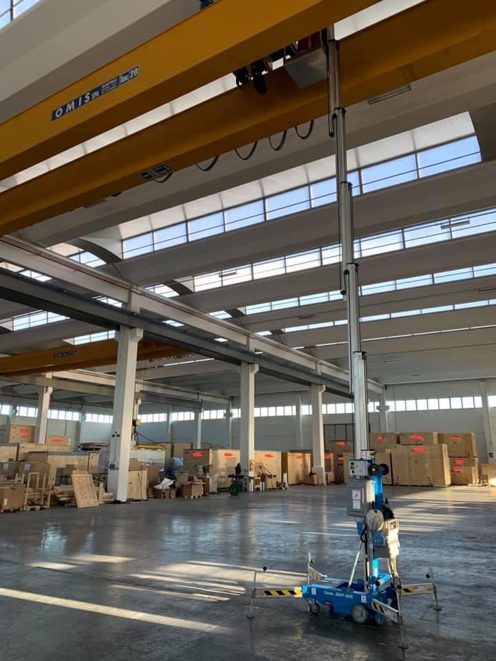 Impianti di sollevamento industriale in stabilimento produttivo - Avantaggiato Sollevamento snc